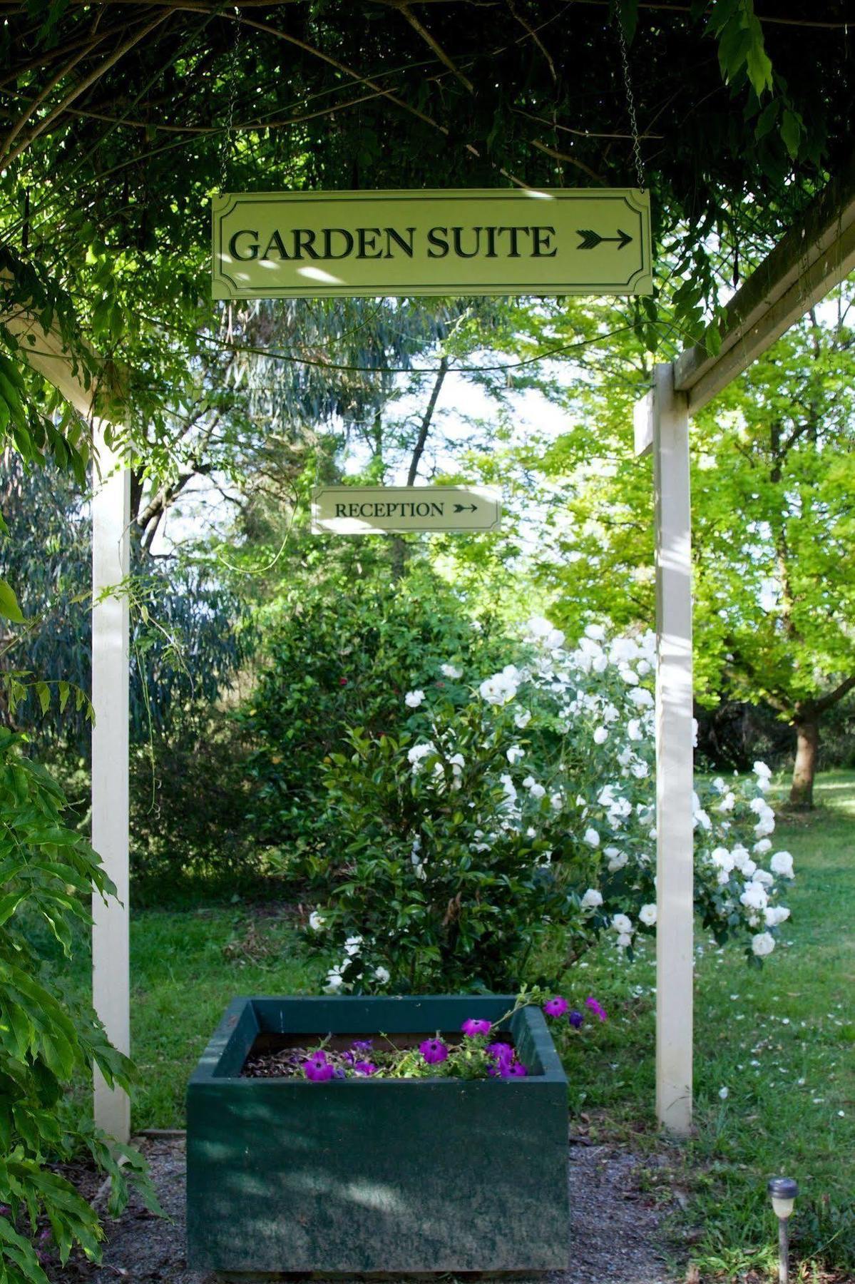 Motel Holly Lane Mews Yarra Glen Exterior foto